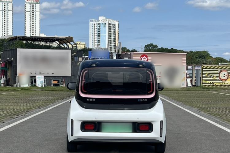 Used Baojun E300 2020 Interstellar Future Edition Exterior 3
