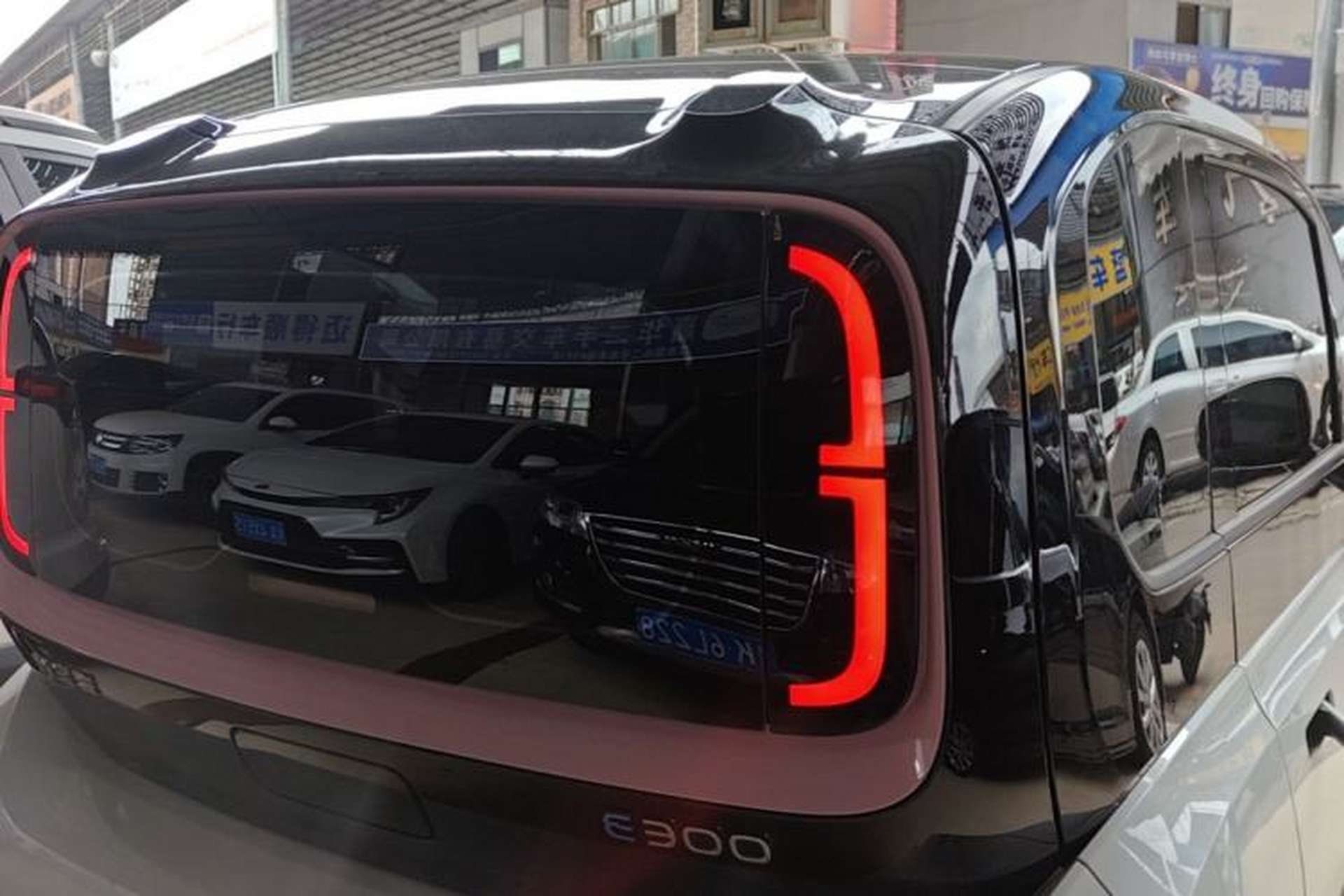 Used Baojun E300 2020 Interstellar Future Edition Exterior 3