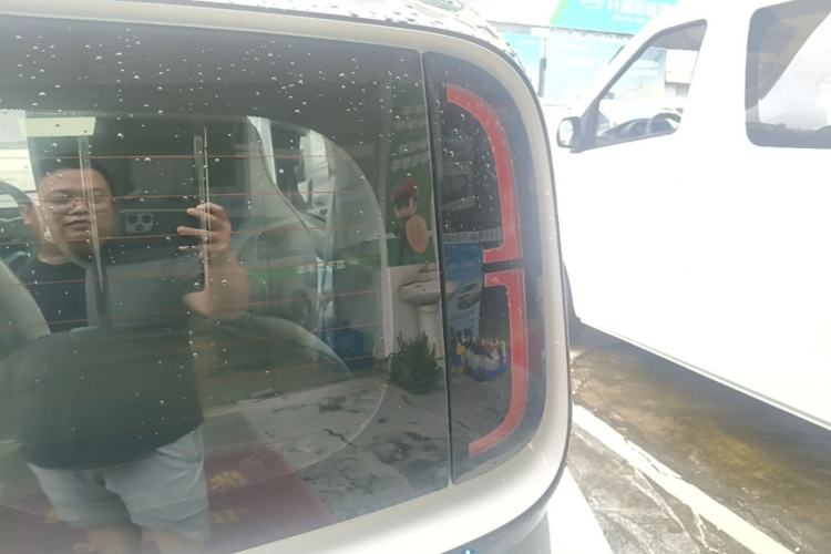 Used Baojun E300 2020 Plus Interstellar Future Edition Exterior 3