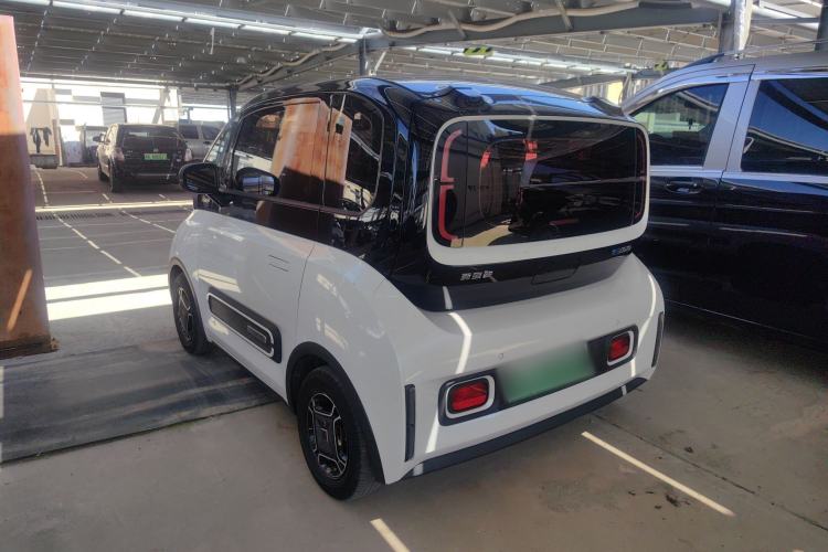 Used Baojun E300 2020 Starry Intelligence Edition Exterior 4