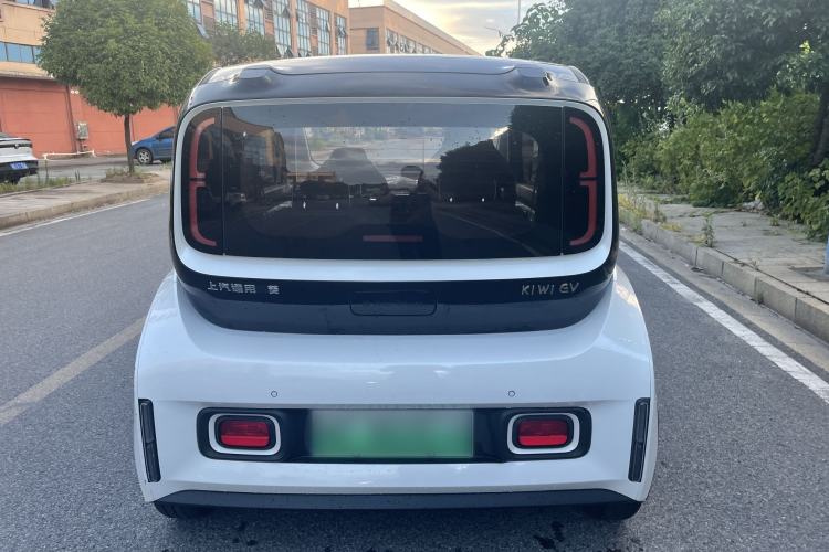 Used Baojun E300 2020 Plus Starry Intelligence Edition Exterior 4