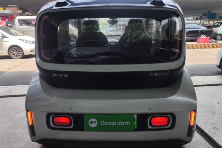 Used Baojun E300 2020 Plus Interstellar Smart Edition Exterior 4