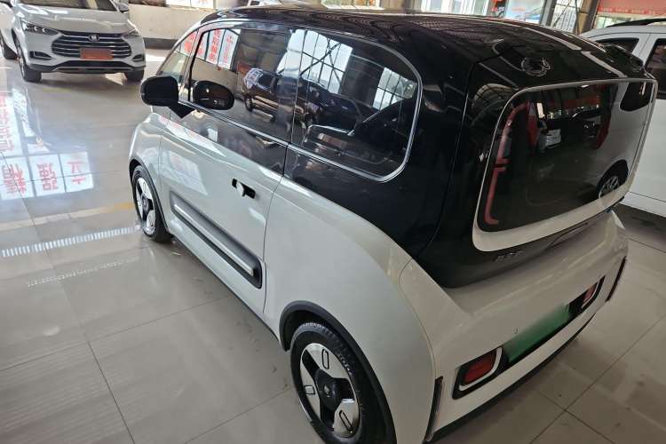 Used Baojun E300 2020 Plus Starry Intelligence Edition Exterior 5