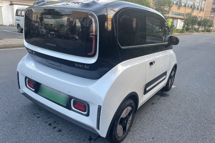 Used Baojun E300 2020 Plus Starry Intelligence Edition Exterior 5