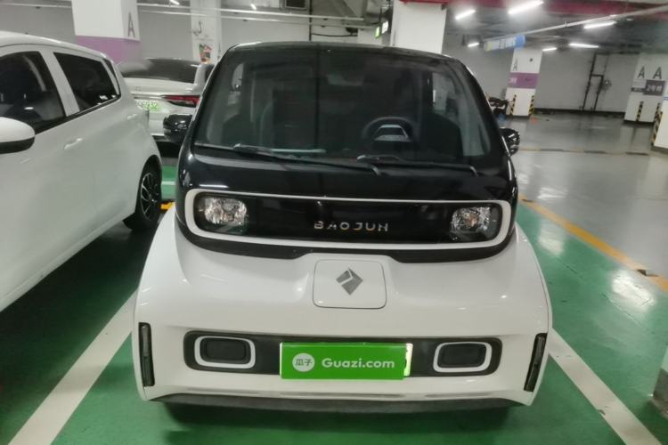 Used Baojun E300 2020 Star Travel Edition Front