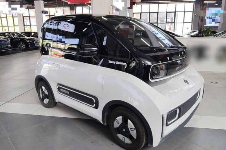 Used Baojun E300 2020 Starry Intelligence Edition Front Right 45 Deg