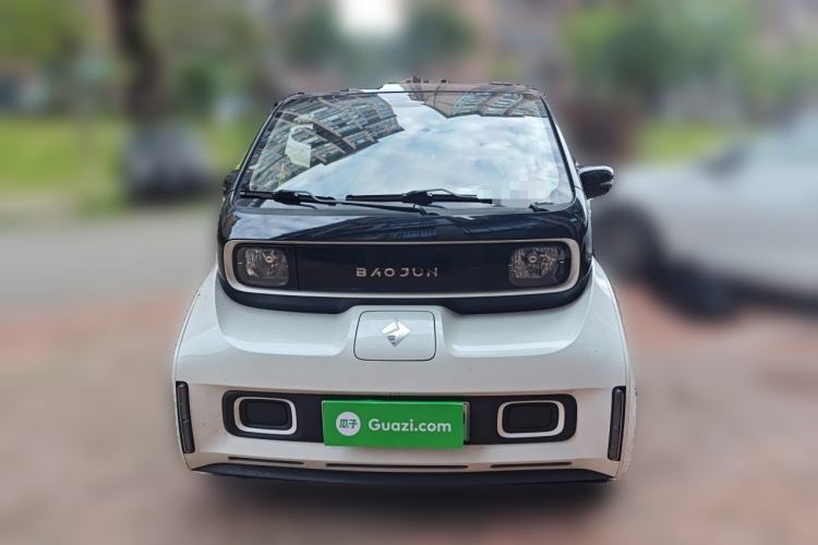Used Baojun E300 2020 Star Travel Edition Front