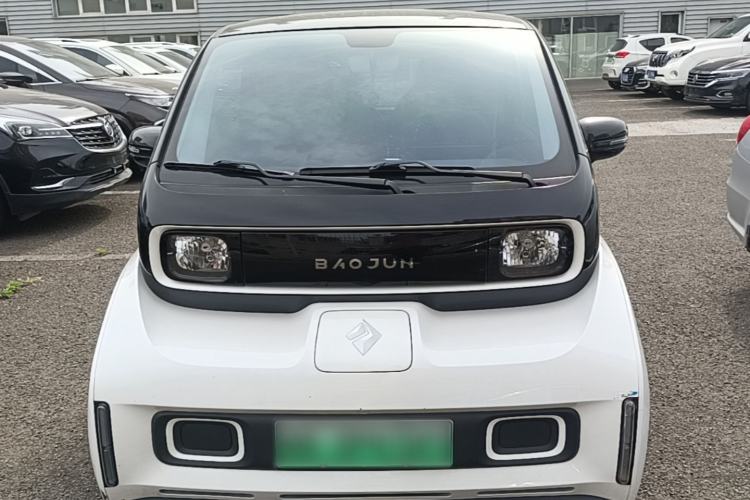 Used Baojun E300 2020 Star Travel Edition Front