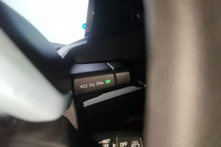 Used Baojun E300 2020 Star Travel Edition Gear Lever