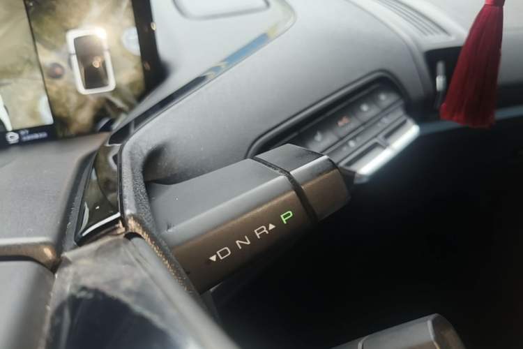Used Baojun E300 2020 Plus Interstellar Future Edition Gear Lever