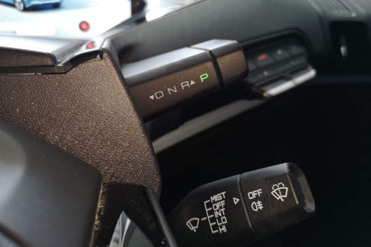 Used Baojun E300 2020 Star Travel Edition Gear Lever