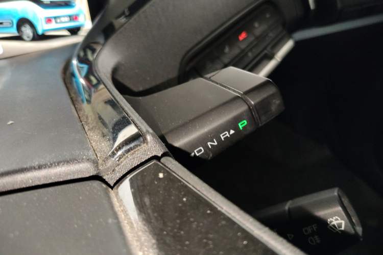 Used Baojun E300 2020 Plus Interstellar Smart Edition Gear Lever