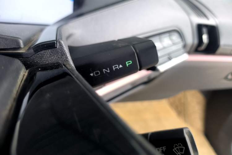 Used Baojun E300 2020 Plus Interstellar Smart Edition Gear Lever