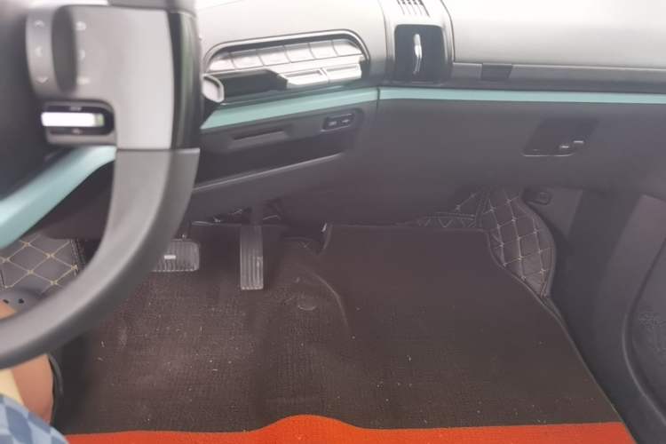 Used Baojun E300 2020 Plus Interstellar Smart Edition Gear Lever