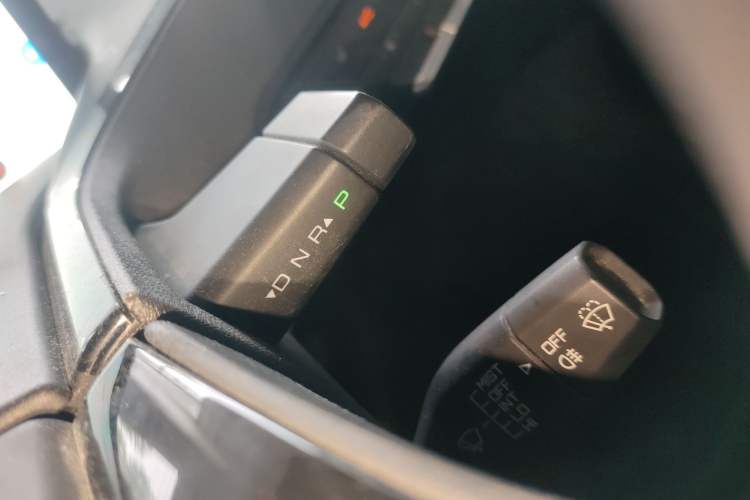 Used Baojun E300 2020 Plus Interstellar Smart Edition Gear Lever