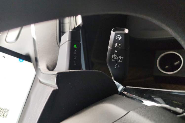 Used Baojun E300 2020 Starry Intelligence Edition Gear Lever