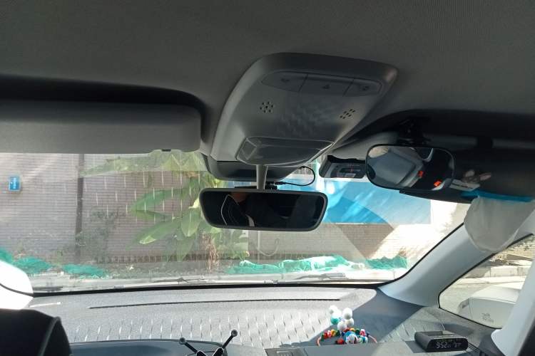 Used Baojun E300 2020 Plus Starry Intelligence Edition Headliner