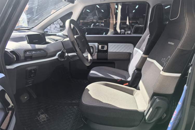 Used Baojun E300 2020 Plus Starry Intelligence Edition Interior 4