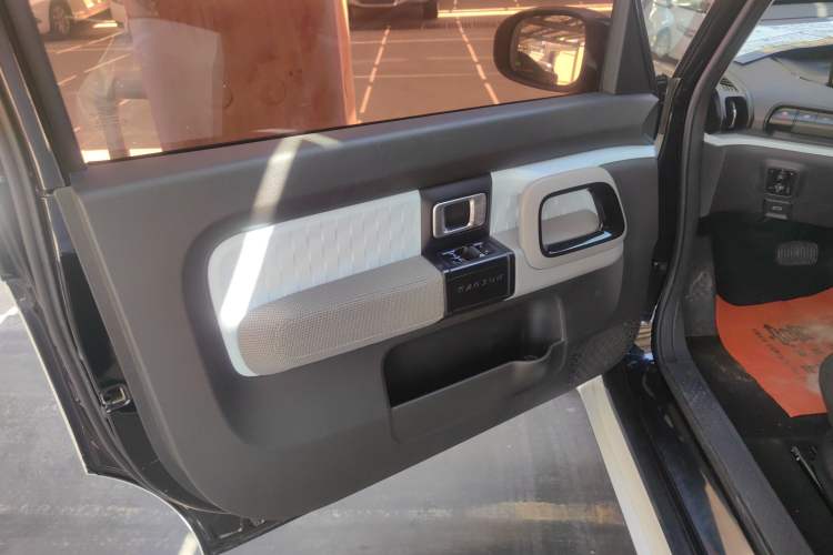Used Baojun E300 2020 Starry Intelligence Edition Interior 5