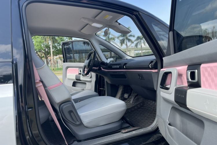 Used Baojun E300 2020 Interstellar Future Edition Interior 6