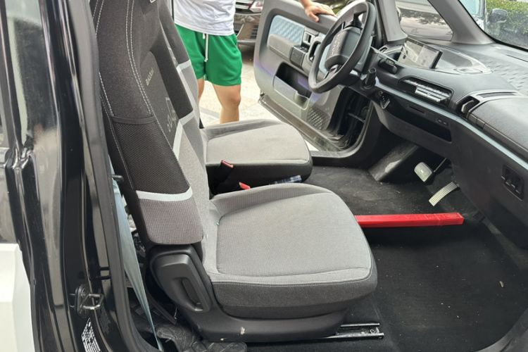 Used Baojun E300 2020 Plus Interstellar Smart Edition Interior 6