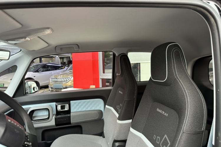 Used Baojun E300 2020 Plus Interstellar Smart Edition Interior 7