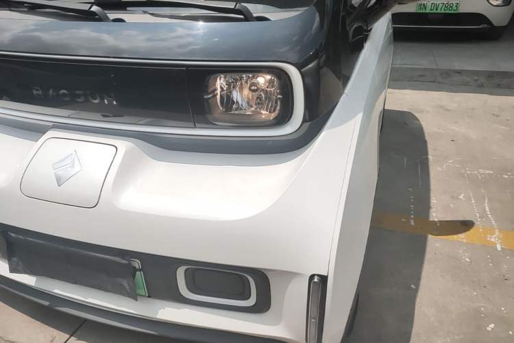 Used Baojun E300 2020 Star Travel Edition Left Front Headlight