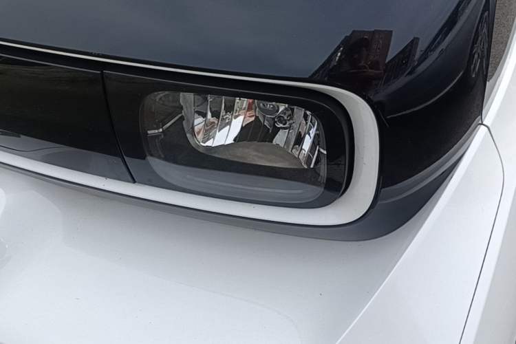 Used Baojun E300 2020 Star Travel Edition Left Front Headlight