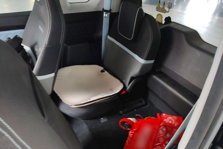 Used Baojun E300 2020 Starry Intelligence Edition Left Rear Seat