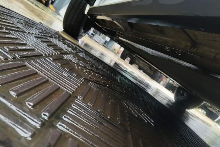 Used Baojun E300 2020 Plus Interstellar Future Edition Left Side Sill