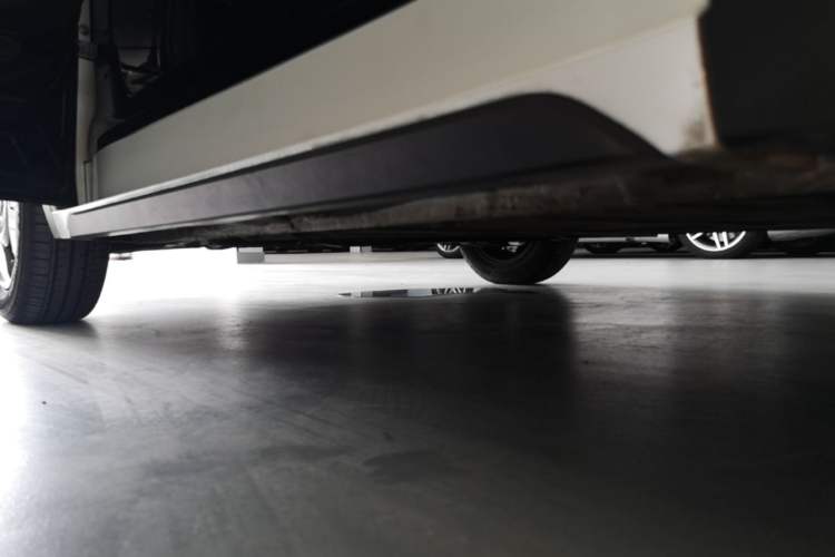 Used Baojun E300 2020 Star Travel Edition Left Side Sill