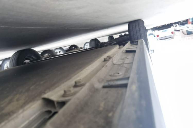Used Baojun E300 2020 Plus Interstellar Smart Edition Left Side Sill