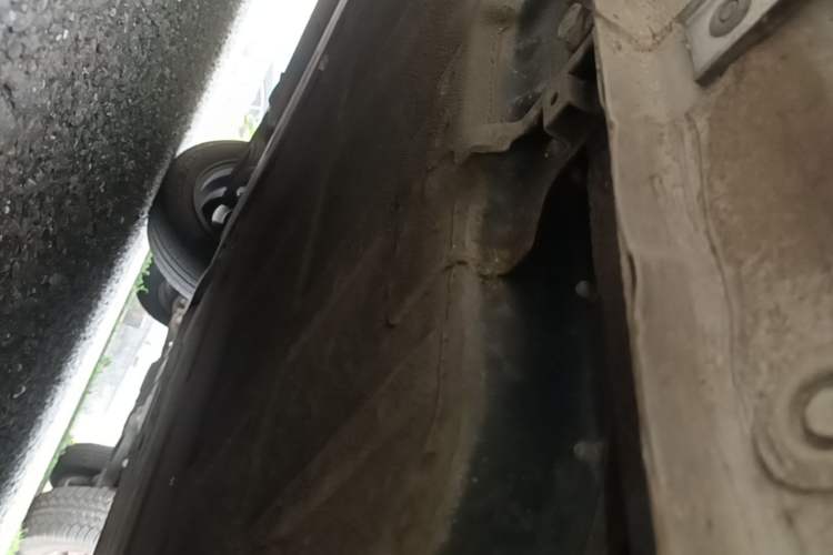 Used Baojun E300 2020 Star Travel Edition Left Side Sill