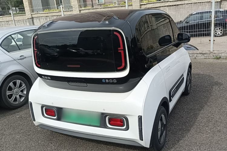 Used Baojun E300 2020 Star Travel Edition Rear Right 45 Deg