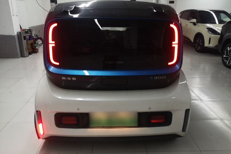 Used Baojun E300 2020 Starry Intelligence Edition Rear