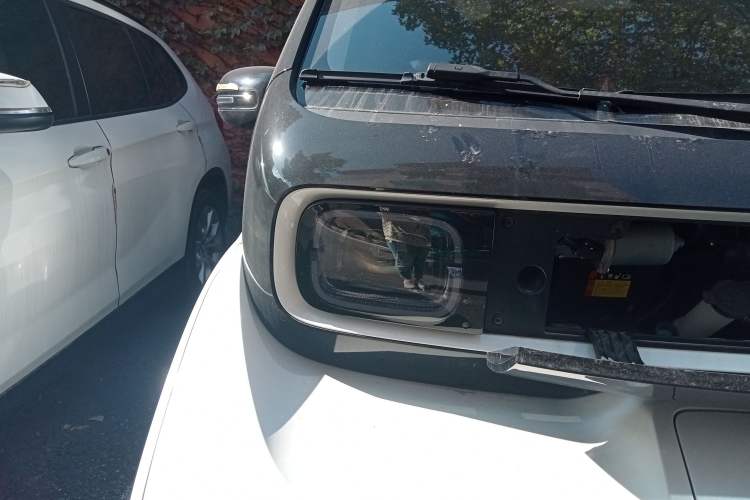 Used Baojun E300 2020 Plus Starry Intelligence Edition Right Front Headlight