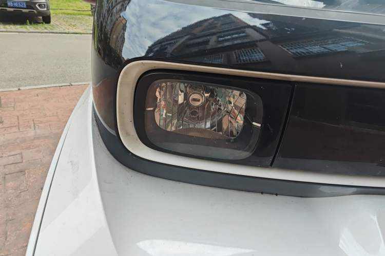 Used Baojun E300 2020 Star Travel Edition Right Front Headlight