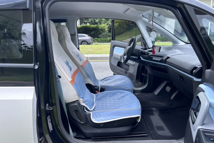 Used Baojun E300 2020 Plus Interstellar Future Edition Right Front Seat
