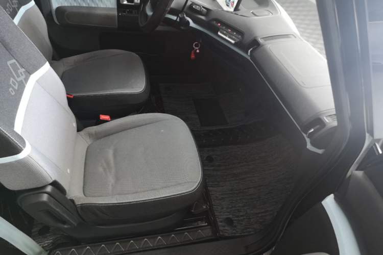 Used Baojun E300 2020 Star Travel Edition Right Front Seat