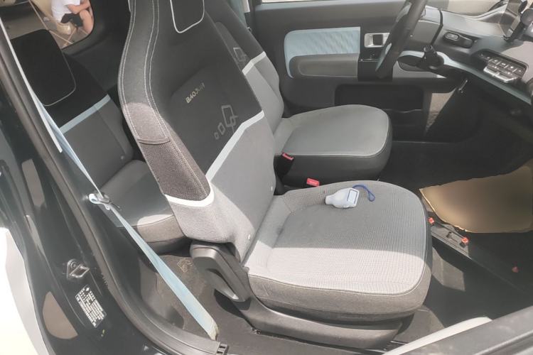 Used Baojun E300 2020 Star Travel Edition Right Front Seat