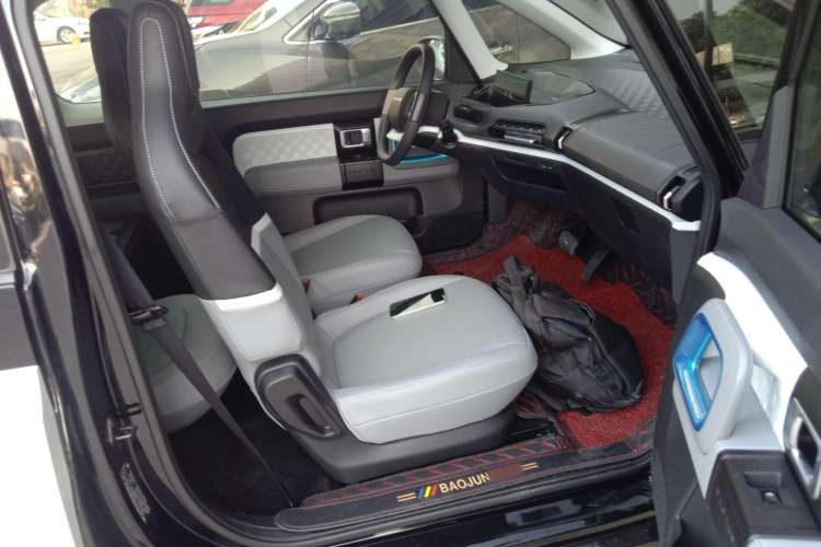 Used Baojun E300 2020 Starry Intelligence Edition Right Front Seat