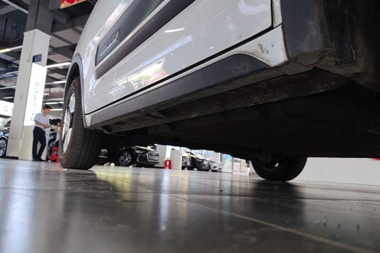 Used Baojun E300 2020 Starry Intelligence Edition Right Side Sill