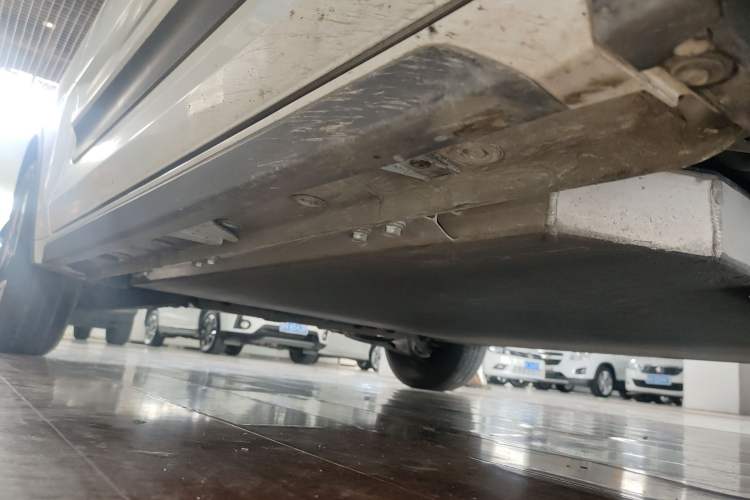 Used Baojun E300 2020 Plus Interstellar Smart Edition Right Side Sill