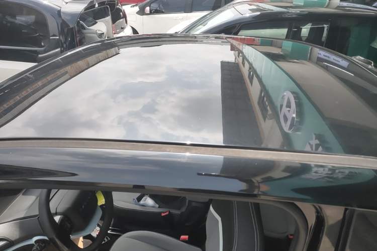Used Baojun E300 2020 Star Travel Edition Roof