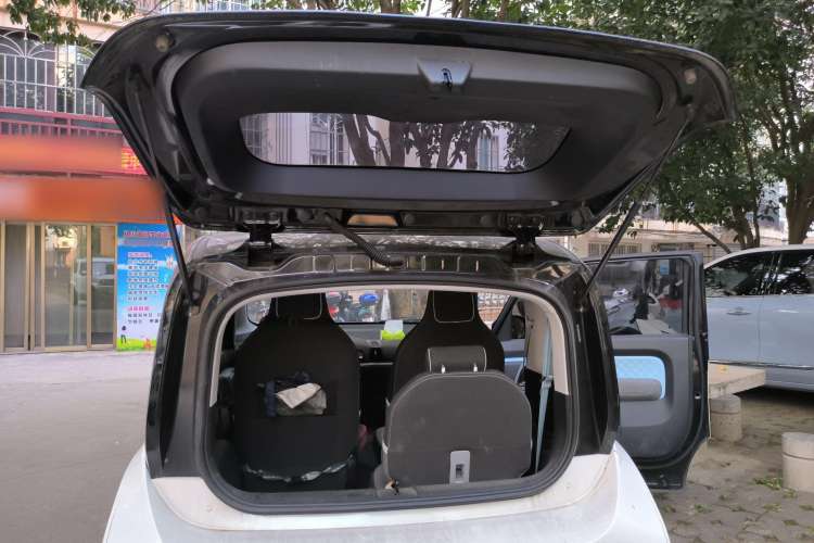 Used Baojun E300 2020 Star Travel Edition Trunk
