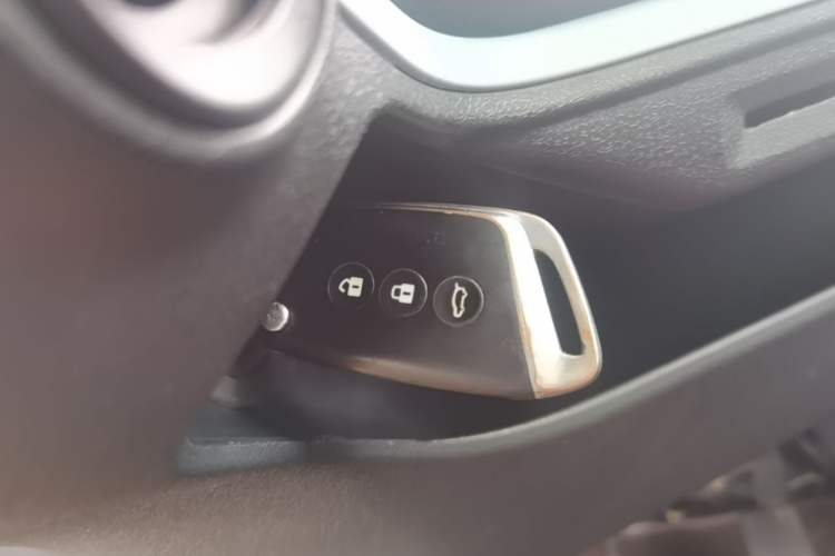 Used Baojun E300 2020 Plus Interstellar Smart Edition Vehicle Key