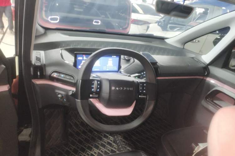 Used Baojun E300 2020 Plus Starry Intelligence Edition Center Console