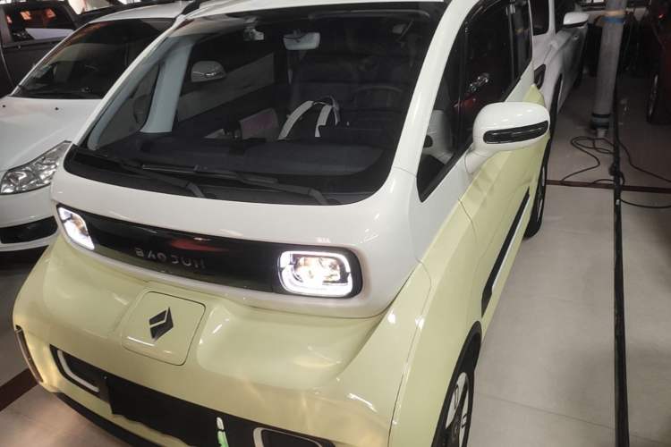 Used Baojun E300 2020 Plus Starry Intelligence Edition Front
