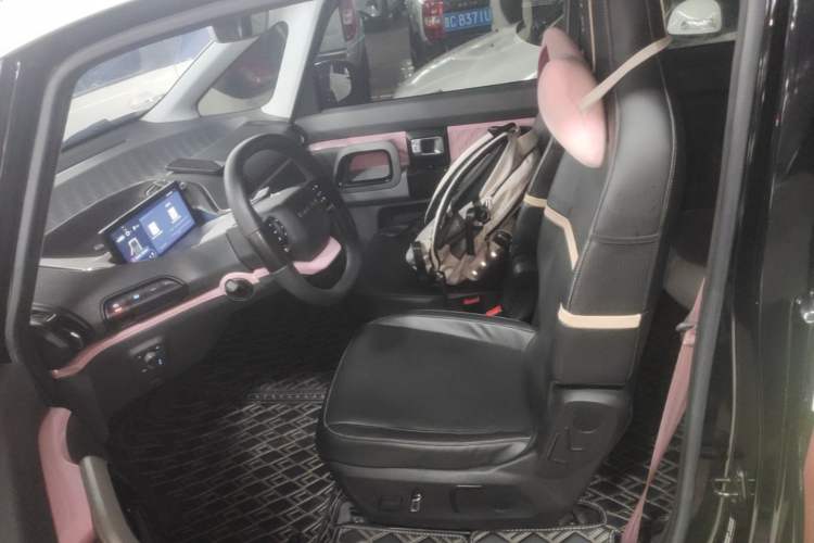 Used Baojun E300 2020 Plus Starry Intelligence Edition Left Front Seat