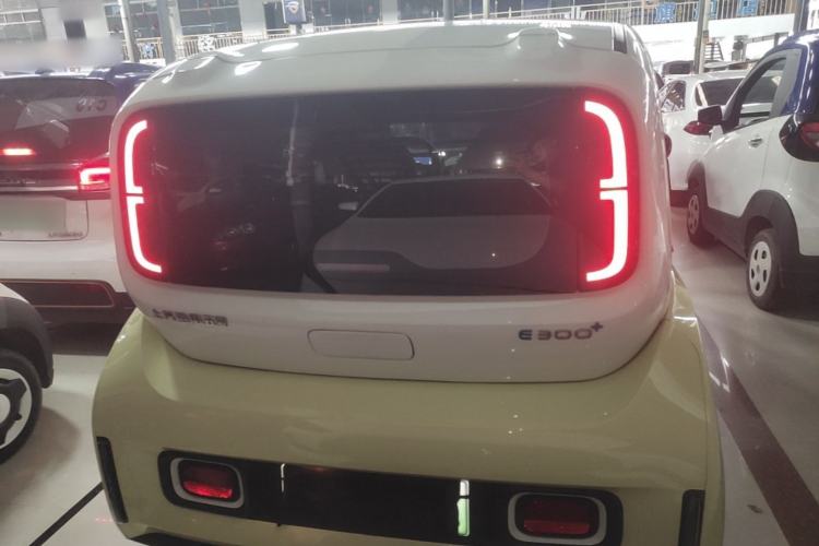 Used Baojun E300 2020 Plus Starry Intelligence Edition Rear